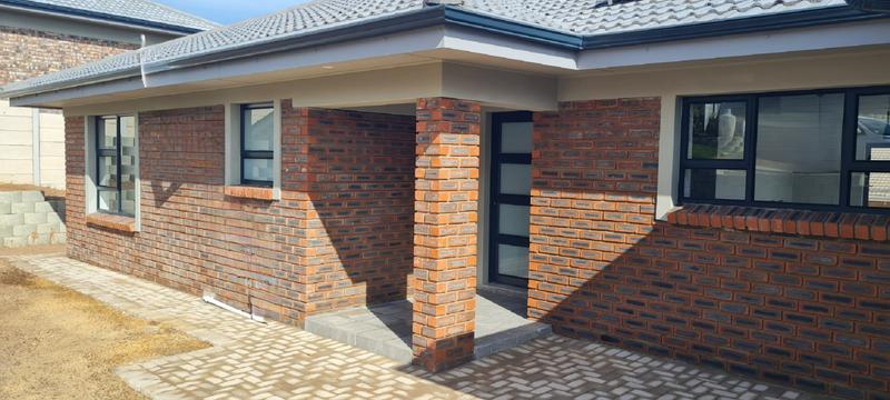 3 Bedroom Property for Sale in Dana Bay Western Cape